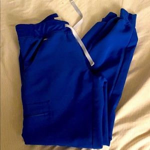 Figs Joggers in winning blue